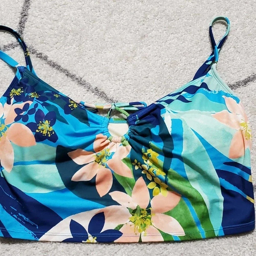 NWT Beach Betty Women's Slimming Control Keyhole Front Crop Bikini Top - XL - Picture 2 of 4